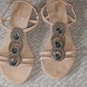 Pegabo Sandals